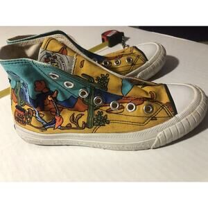 VTG Looney Tunes Canvas Keds Roadrunner Wile E. Coyote Shoes 1994. 6 1/2 US